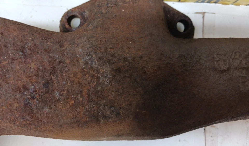 Colector de escape de motor usado OEM GM mano derecha 287 522838 1955 Pontiac (M26) Foto 4 de 4