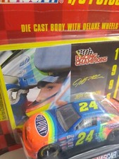 Racing Champions 1996 Edition Jeff Gordon Nascar Diecast 1/64 24 Dupont