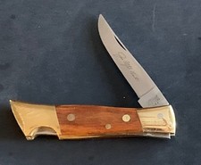 Camillus Model 3 Lockback Knife- Signed by Jim Catfish Hunter