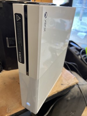 Microsoft Xbox One 1540 - 500GB Console Gaming System Only White Tested Working 