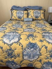 Rose Garden French Toile Queen Comforter Bedskirt and 5 Pillows Blue  Yellow