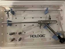 HOLOGIC 40-200  MYOSURE OPERATIVE 0 DEGREE HYSTEROSCOPE W/ SHEATH & CASE