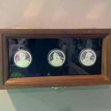 Knife Display Case Arrowheads Coins 10" x 5" Walnut & Black Wood USA Shadow Box