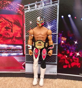 rey mysterio elite 32