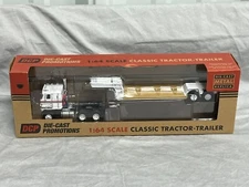 International TRANSTAR COE Rogers Vintage Lowboy WHITE red 1:64 DCP NIB 60-0448