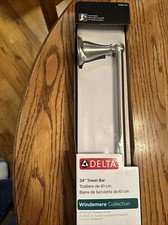 Delta 70024-ss Brilliance Stainless Windemere 24" Wall Mounted Towel Bar