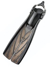 Atomic Aquatics Smoke on the Water Split Fins