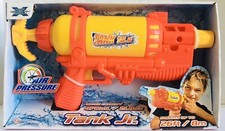 Total Xstream Water Tank Jr 15.8 Air Pressure Shoots up to 26ft