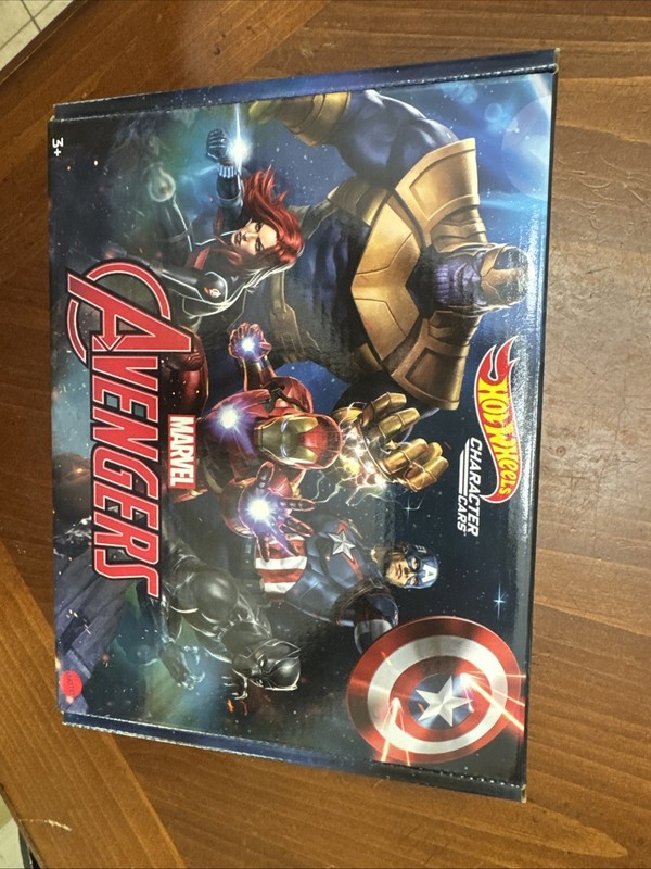 Hot Wheels Character Cars Marvel Avengers 5-Pack Collectible Diecasts HBY34