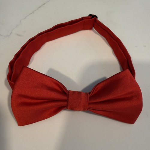 Adjustable Kids Smart Bow Tie Boys Solid Red Color Bowtie Pre-Tied Satin Feel