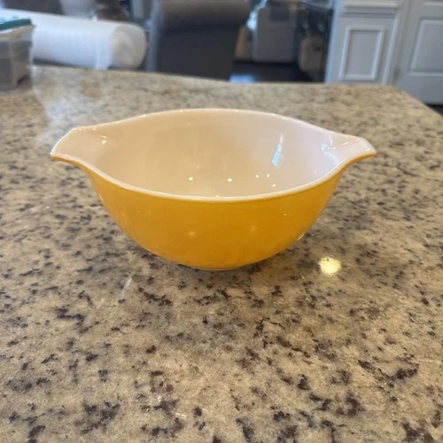 Vintage Pyrex Cinderella Orange Mixing Bowl 1 1/2 Quart 442 Tab Handles
