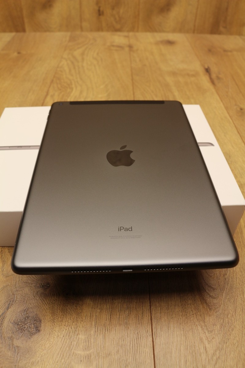 Apple iPad 9th Gen A2603 (WiFi Cellular Unlocked) 64GB Space Gray