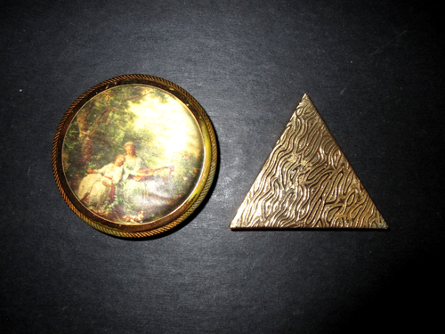 2 Vintage Compacts Round Studio Girl Hollywood, L.A. and Triangle Shape ...