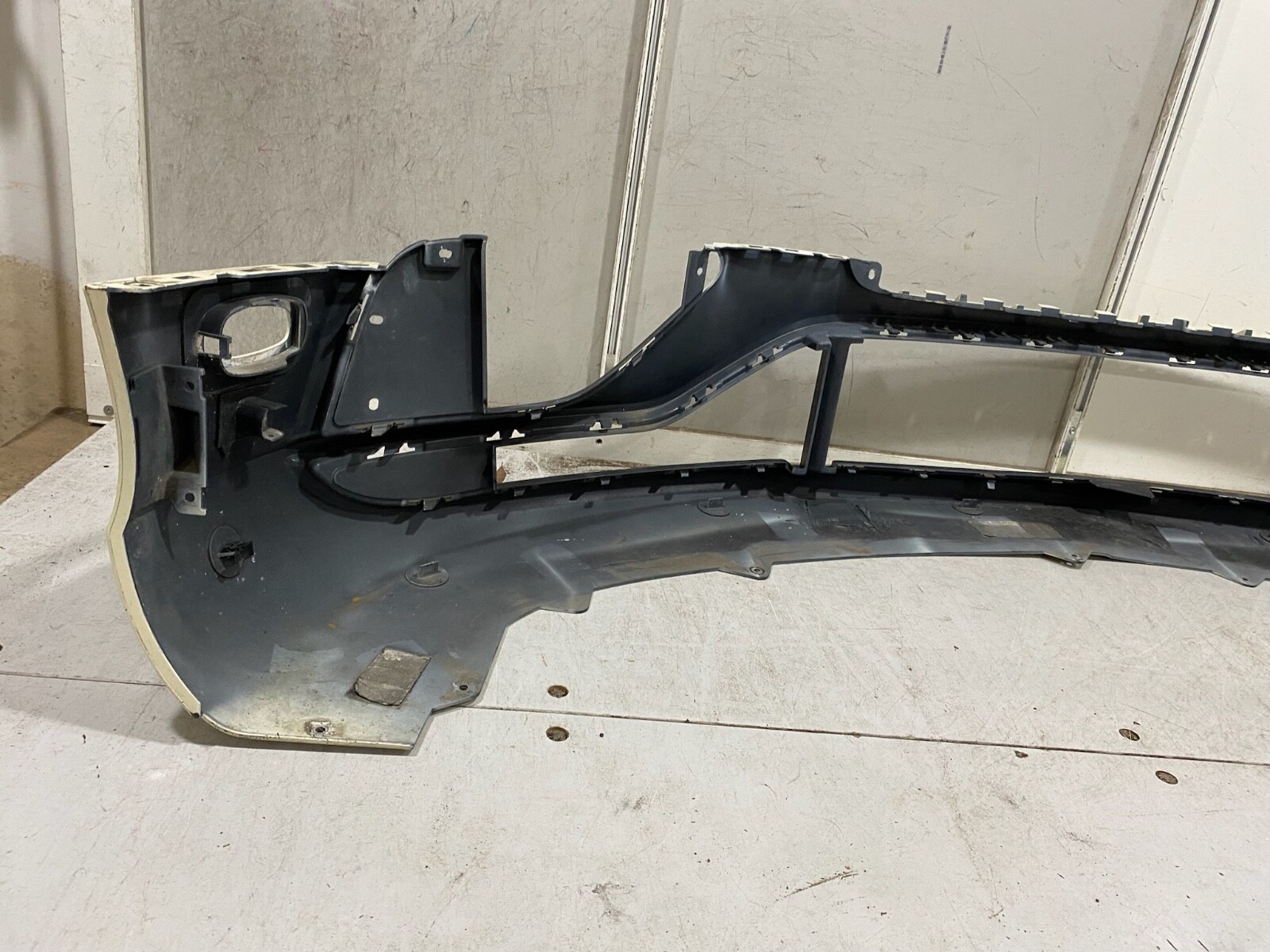 2016-2018 BENTLEY GT GTC COUPE FRONT BUMPER OEM 3W3807221 AE
