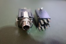 2 Ea 7 Lug with Ground 1/4 Chassis Mount Jack