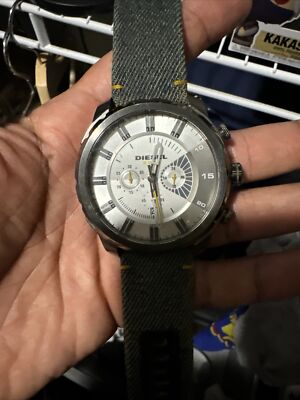 used Diesel Stronghold Chronograph DZ4345 Need Battery