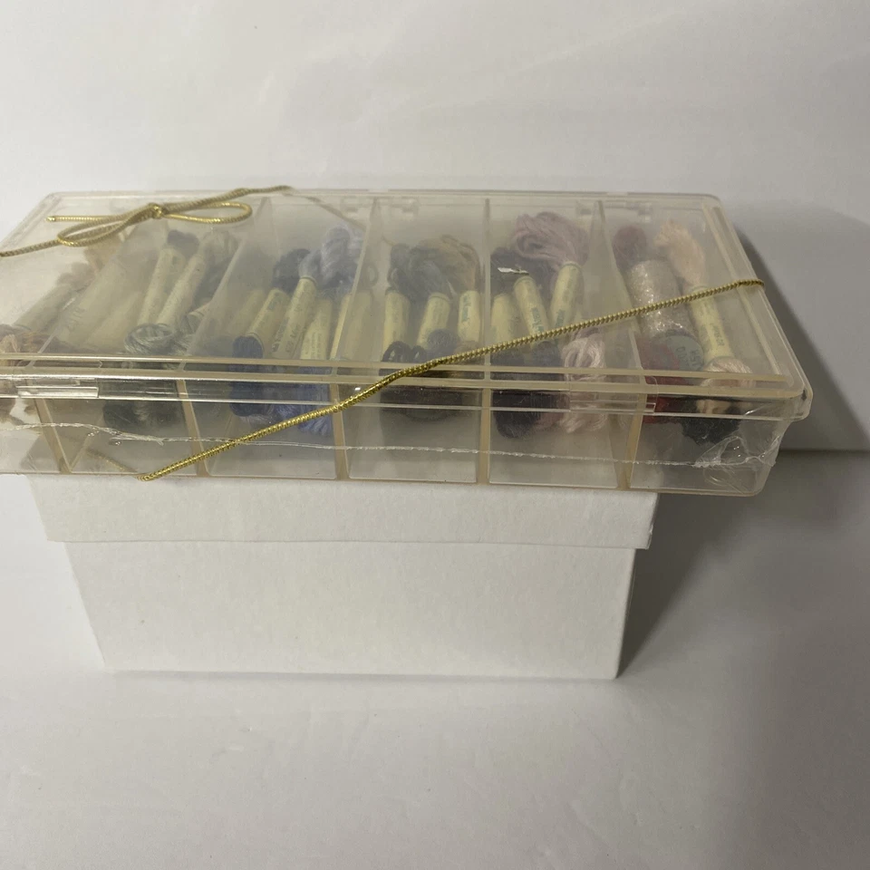 Kreinik Silk Thread Gift Box Clear Box w/ Thread Assortment Cross Stitch - Image 3 of 4