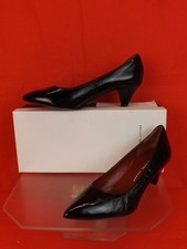 NIB MARC BY MARC JACOBS BLACK LEATHER LOW HEEL CLASSIC PUMPS 38