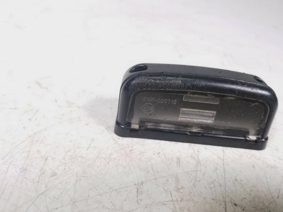 99 Aprilia RS50 1999 lámpara de luz de matrícula trasera envío gratuito Foto 2 de 4