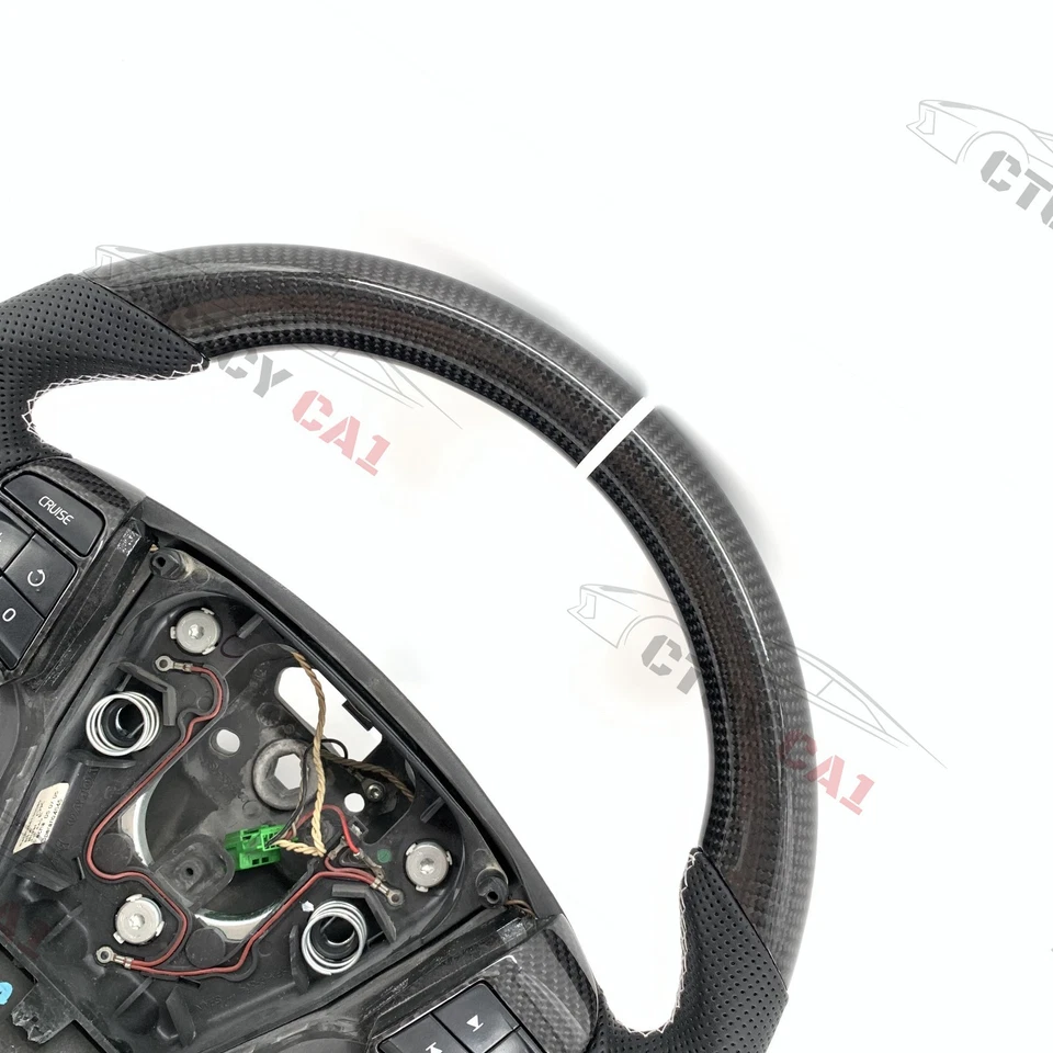 Volante de fibra de carbono personalizado para Volvo S40 V50 C30 C70 2004-2013 con moldura Foto 4 de 4