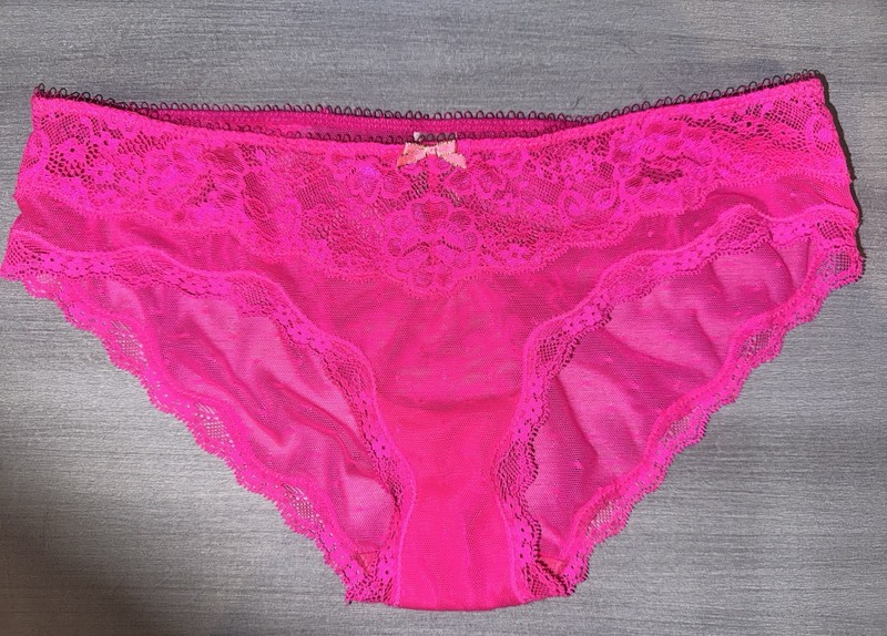 Victoria’s Secret Hot Pink Panties With Lace  Details Sz. Small