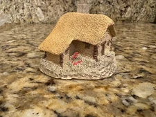 David Winter Cottages "Moorland Cottage" Made And Hand Painted In Great Britain