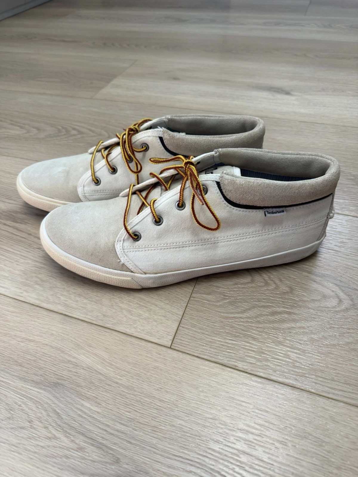 Timberland Hookset Camp Chukka shoes in a white canvas and suede men's 11.5