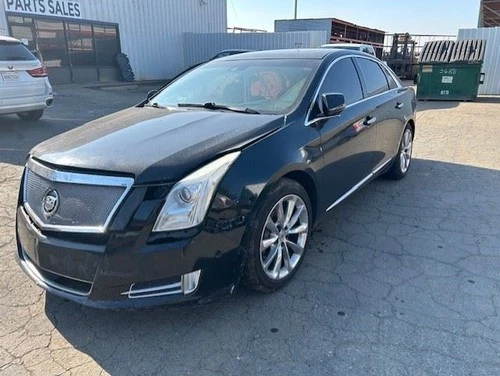Driver Side View Mirror Power With Light Sensitive Fits 13-14 XTS 47968 OEM Used