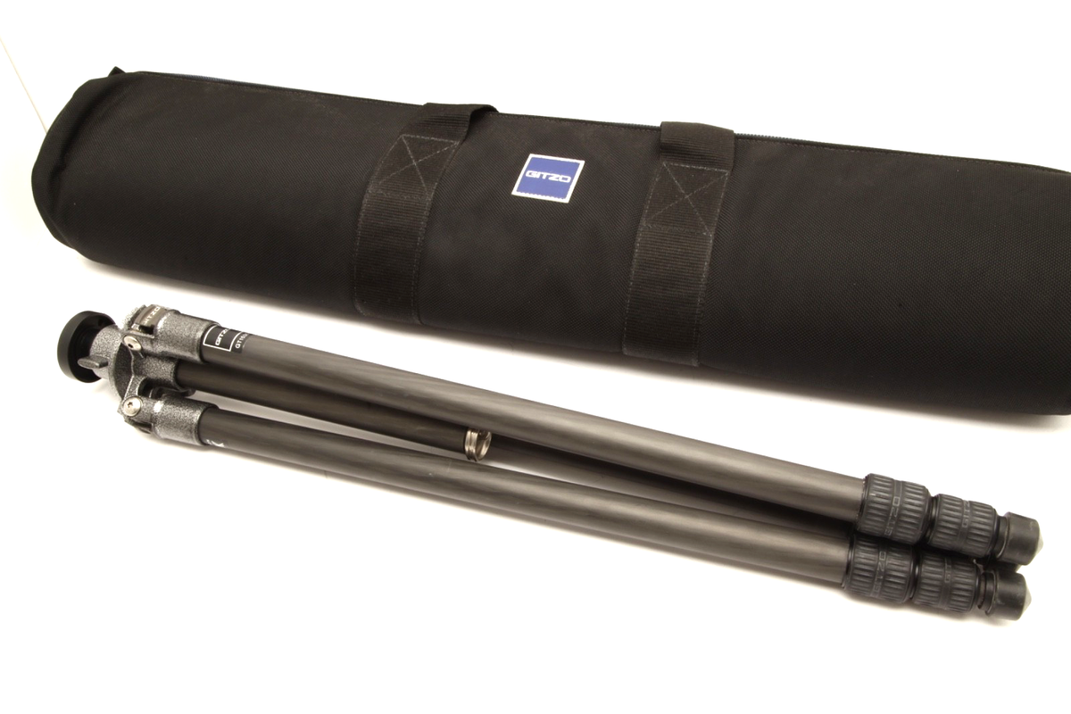 Gitzo GT-1530 Mountaineer 6X Carbon Fiber Tripod Legs with Case