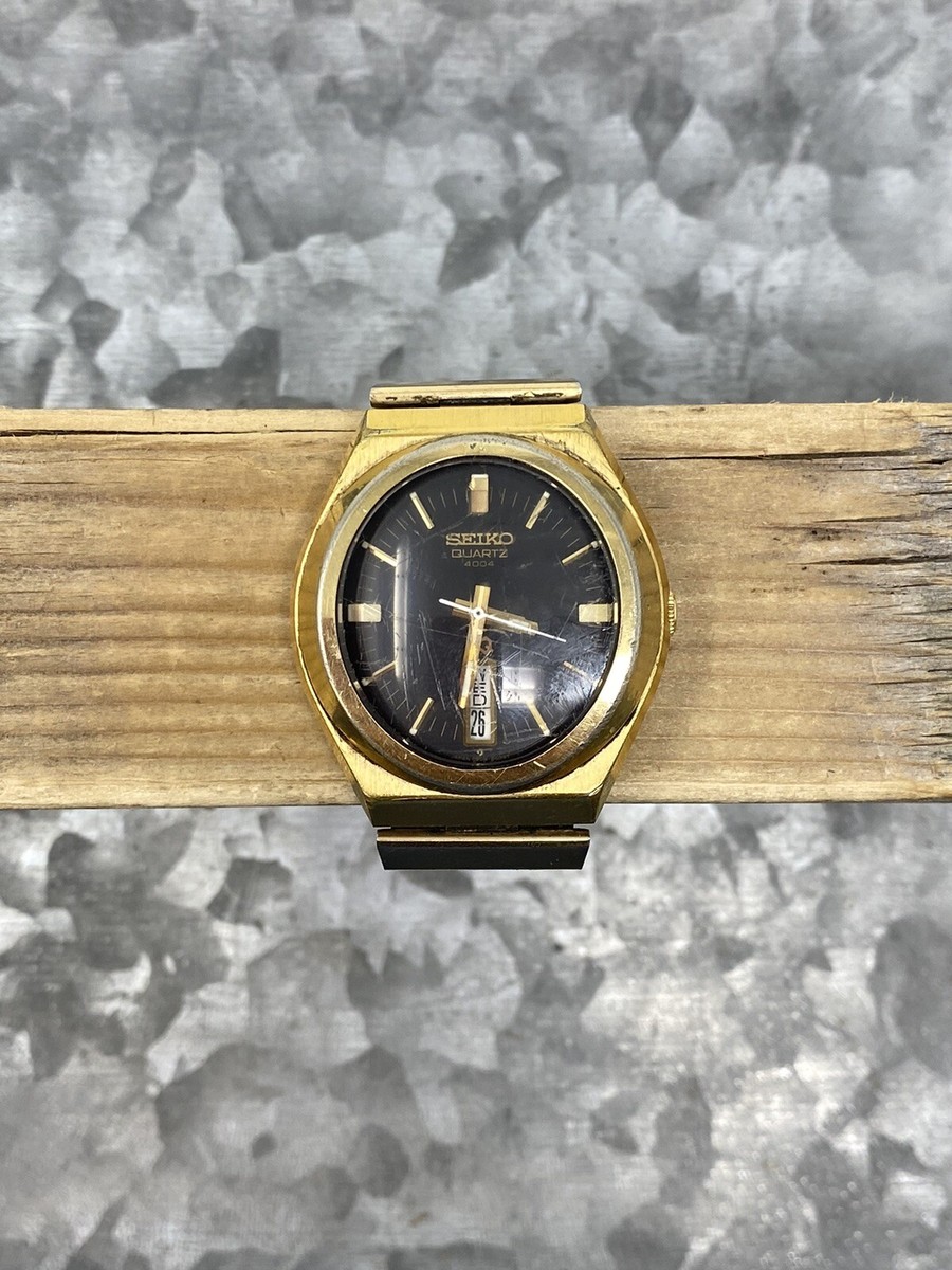 Vintage Seiko Quartz Day Date Watch, 0903-8029, Tested and Vintage Seiko Quartz Day Date Watch, 0903-8029, Tested and