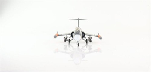 HM TF-104G Starfighter 27+79 MFG 2 Marineflieger 1/72 Aircraft Pre-built Model - Picture 4 of 7