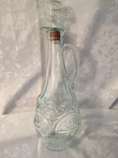 Mogan David Wine Glass Decanter MD 79 Pressed Glass