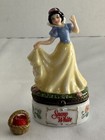 NIB 2000 Disney PHB SNOW WHITE Porcelain Hinged Trinket Box w/Basket of Apples — photo 3