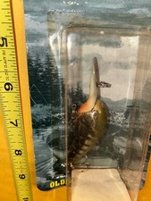 TUFF FIND!CRAWDAD Wiggle Wart Type Lure!IN TUFF COLOR!UNKNOWN FISHING LURE FUN!!