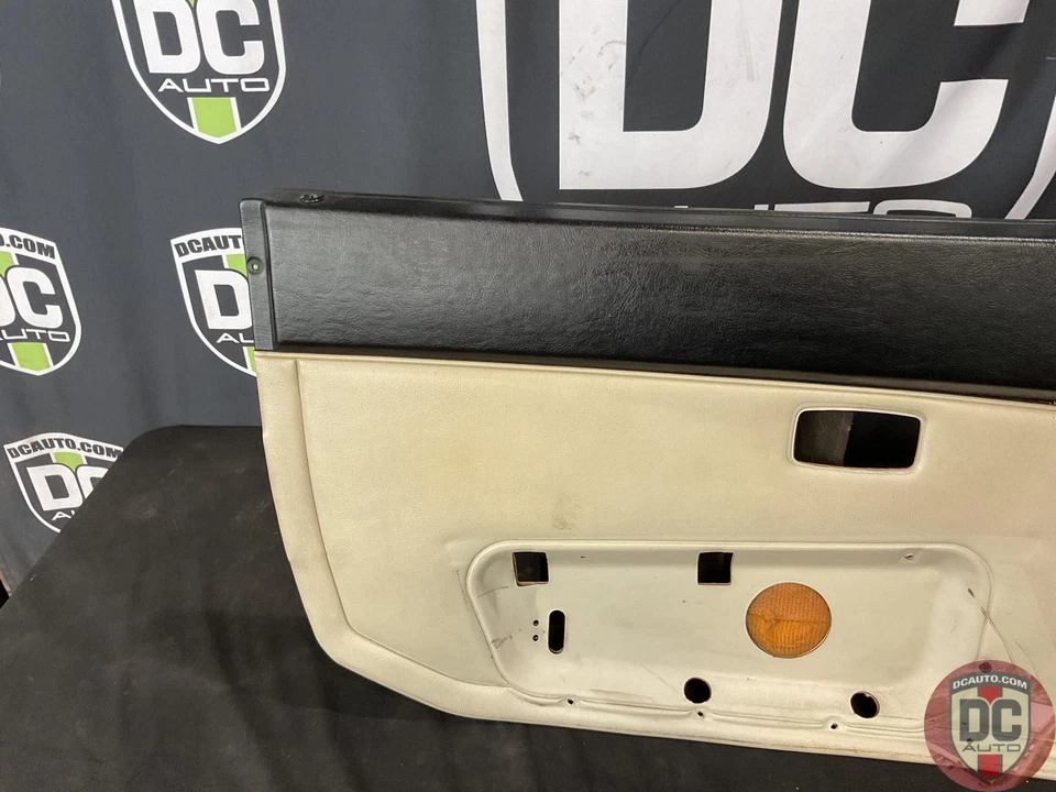 Panel de puerta izquierda Porsche 944, 86-88 924S 1982-1985 cuero sintético gris claro 133263 Foto 4 de 4