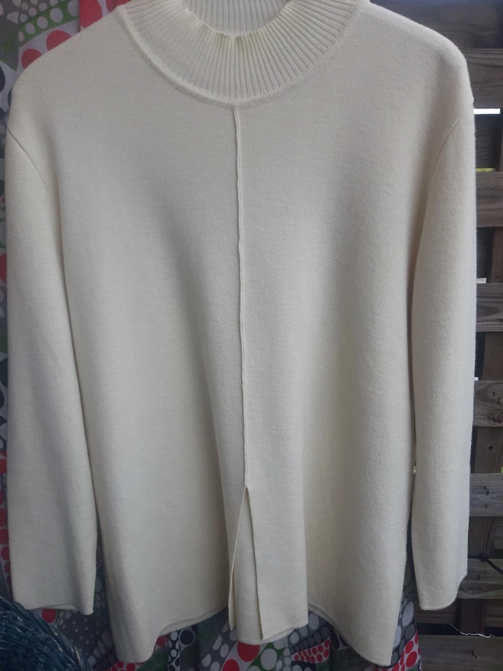 Cremefarbener Turtleneck Pullover mit Schlitz XL 42  50 % MERINO  - Bild 2 von 4