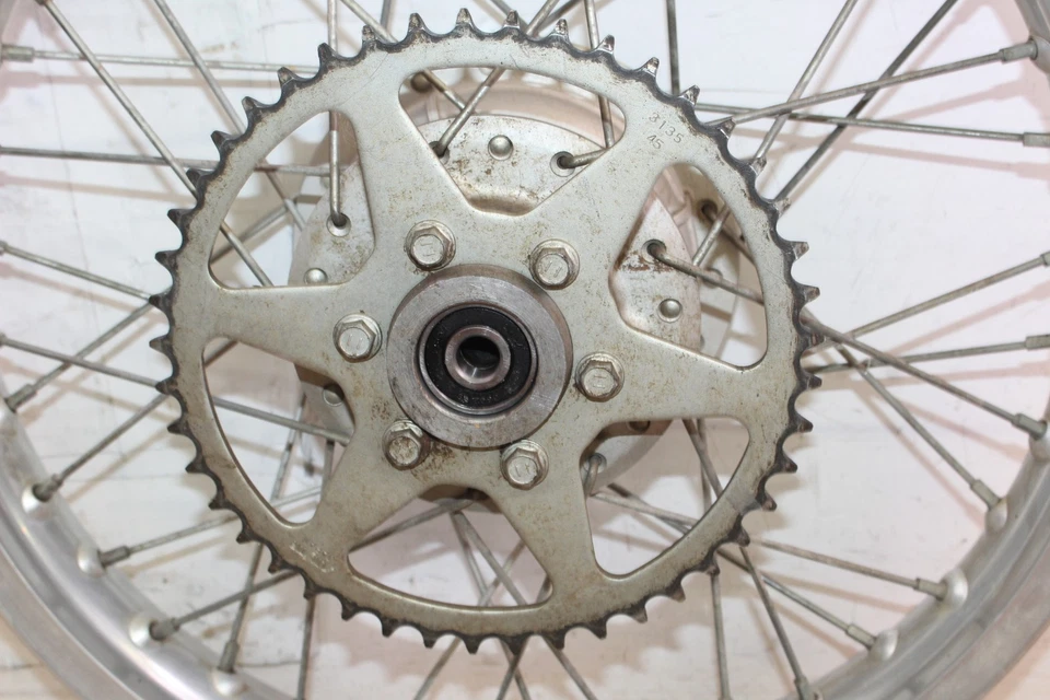 Suzuki DR200SE 2007 rueda trasera con buje de freno/piñón y cadena 18" Foto 3 de 4