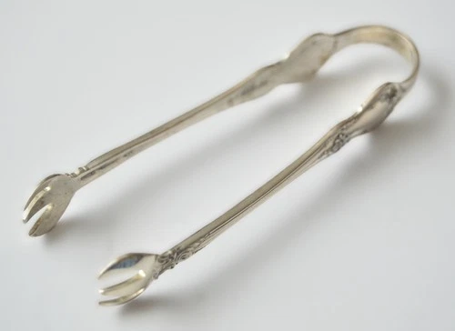 Old Master by Towle Sterling Silver Sugar Tongs 4"
