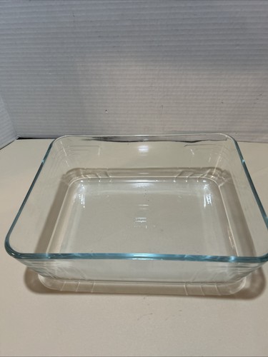 PYREX Rectangular Casserole Dish #243 France 9.75”x7.75”x3”