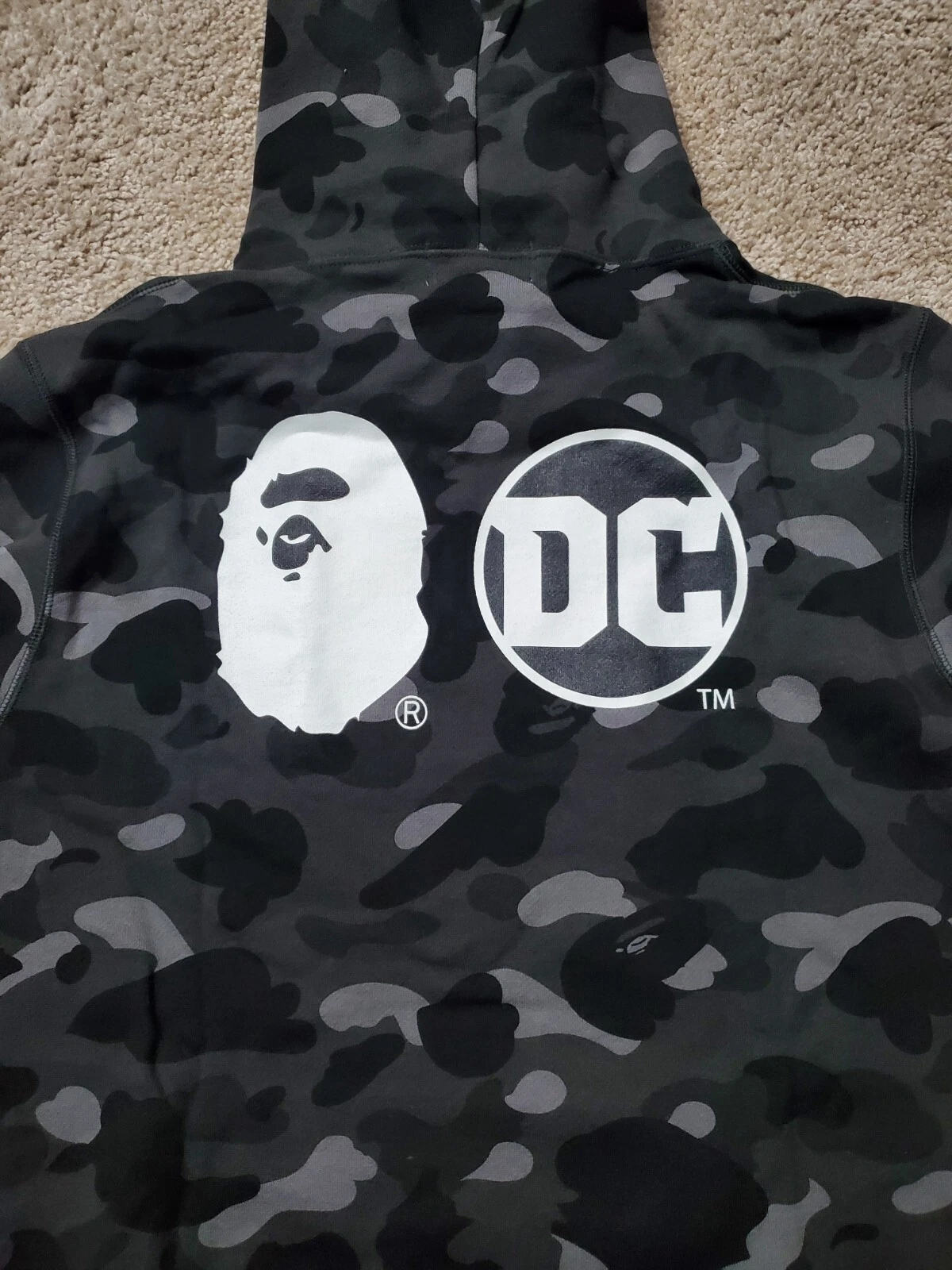 A BATHING APE (BAPE) Felpa con cappuccio mimetica A Bathing Ape Superman taglia Xl