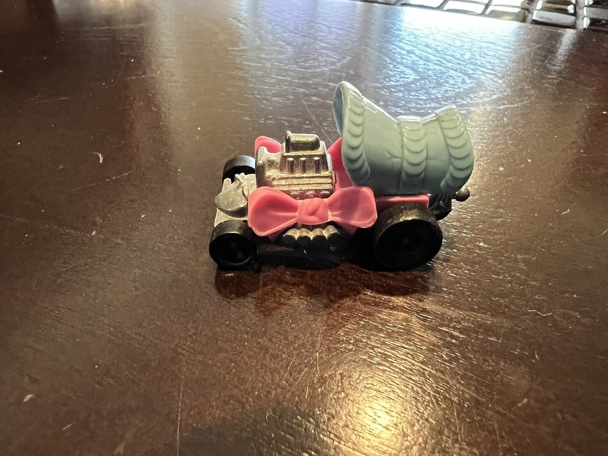 Vintage 1972 Hot Wheels Zowies – 7 Car Collection (Shell Promotion