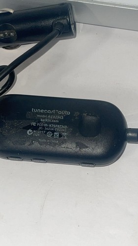 Belkin Connect TuneCast In-Car 3.5mm Audio Jack to FM Transmitter 4 Smartphone - Picture 3 of 3