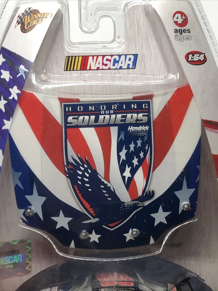 Winners Circle Dale Earnhardt Jr. 1:64 Guardia Nacional Honrando a Nuestros Soldados 2010 Foto 3 de 4