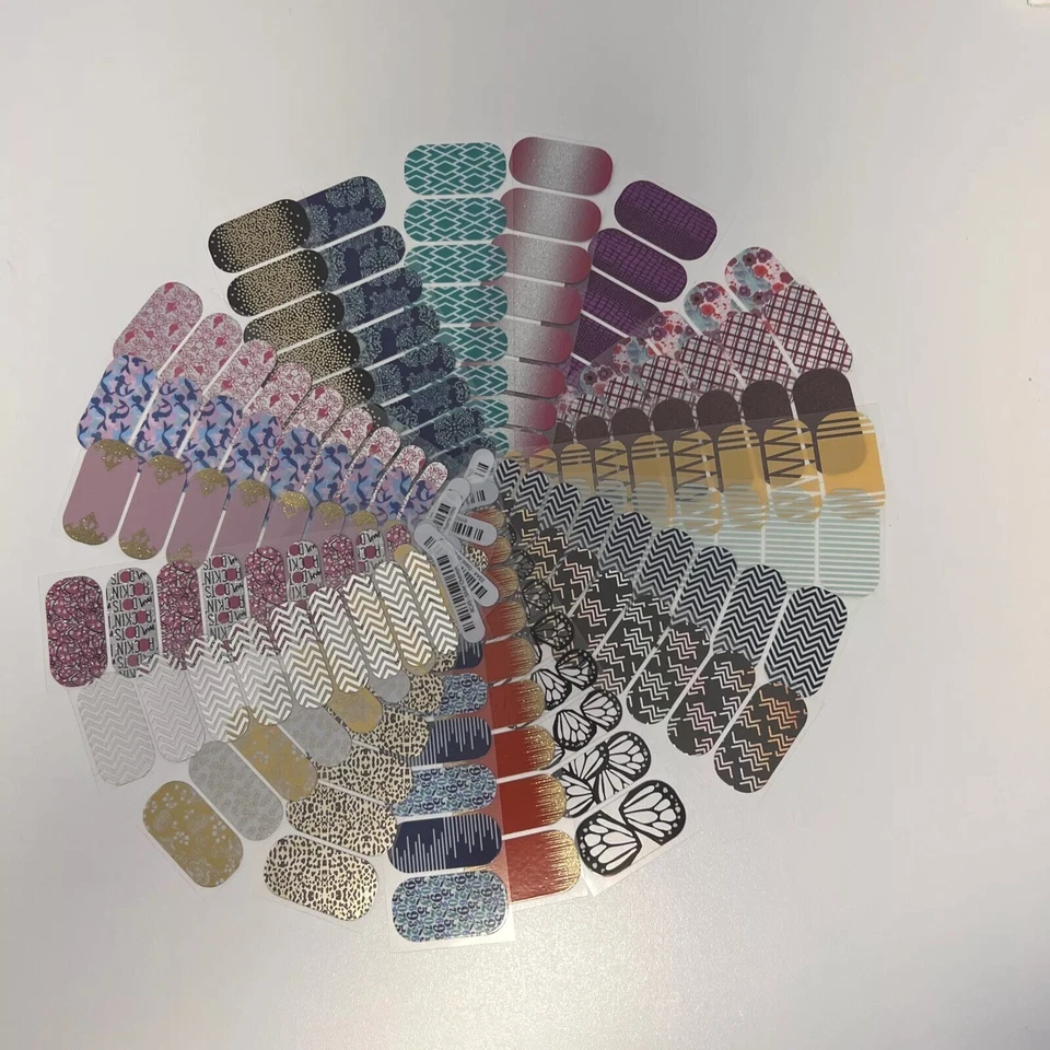 Envolturas para uñas Jamberry medias hojas, lote aleatorio de 20 medias hojas, cientos’s de estilos Foto 2 de 4
