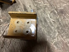 DROP-IN ADAPTERS FOR 2-POST LIFT/SCREW IN