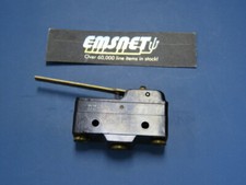 MICRO-SWITCH BZ-2RW899-A2 Qty of 3 per Lot Switch Snap Action N.O./N.C. SPDT St