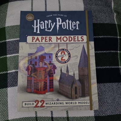 Harry Potter Paper Models by Moira Squier (2020, Trade Paperback / Kit)