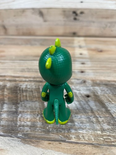 Disney PJ Masks Gekko Figura de Acción 4” Traje Verde Posable Vinilo TV Superhéroe Juguete - Imagen 2 de 2