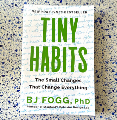 Tiny Habits Paperback by B. J. Fogg - Self-Help Habit Formation (English)