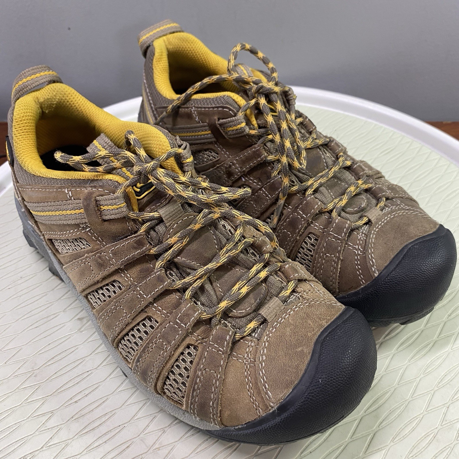 Scarpe da trekking donna basse Keen Voyager in pelle marrone misura 8 5